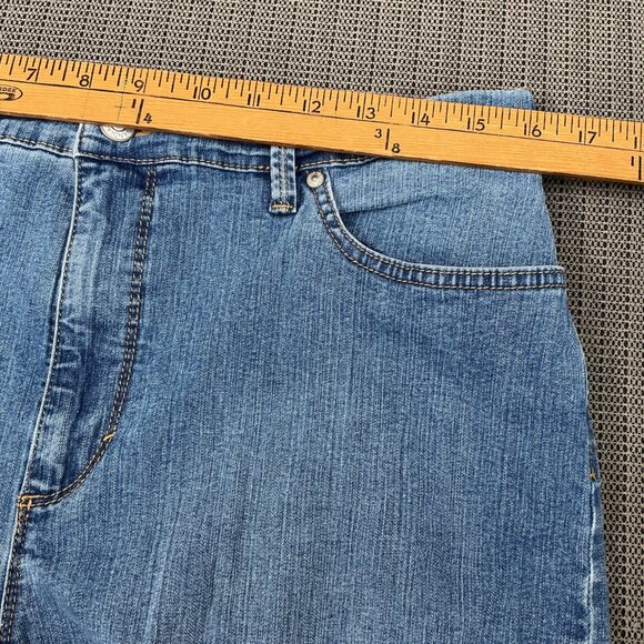 Gloria Vanderbilt Amanda Womens Size 14 Blue Denim Shorts Floral Embroidery - Picture 5 of 12